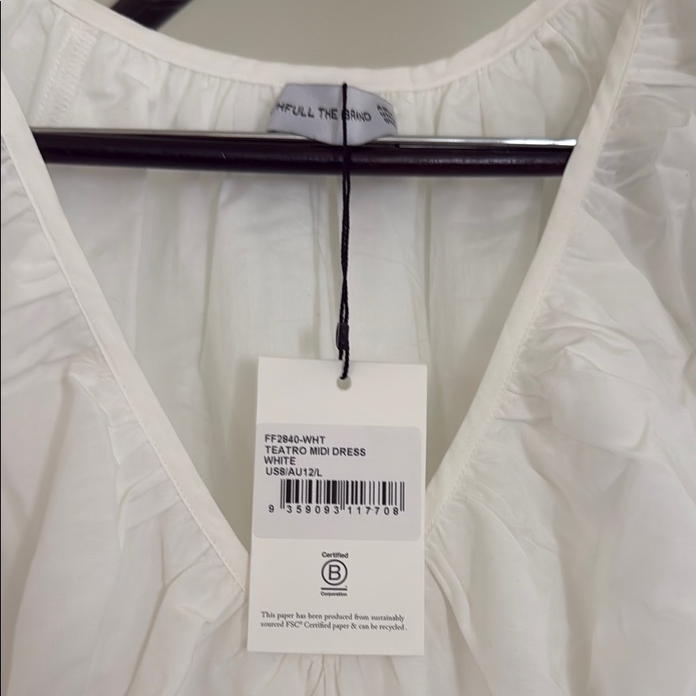 Faithfull the Brand White Ruched Maxi Dress with Puff Sleeves - Picture 3 of 8